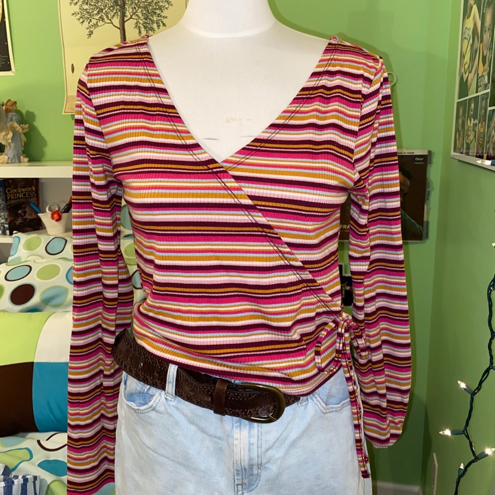 Arizona Jean Co. crop wrap shirt